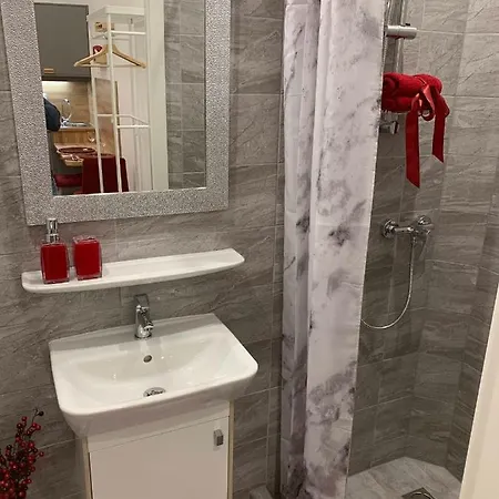 Romantic Brand New Ac Apartment Appartamento *