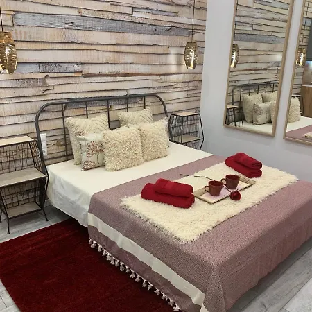 Romantic Brand New Ac Apartment